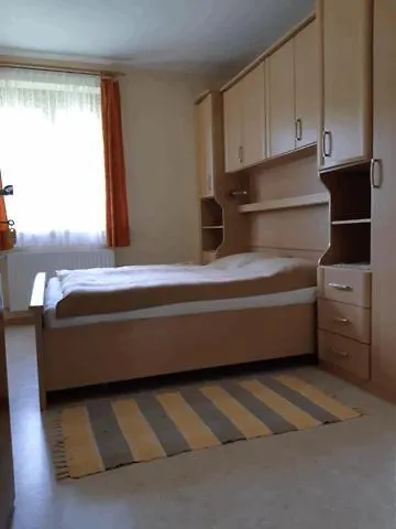 Angererhof-tragoess Am Gruenen Apartment